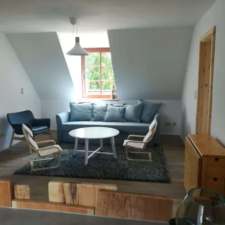 Ferienwohnung * Möllenhagen